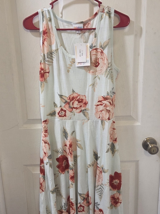 LuLaRoe Dresses & Skirts - LuLaRoe Mint Floral Midi Dress with Peach and Coral Blooms